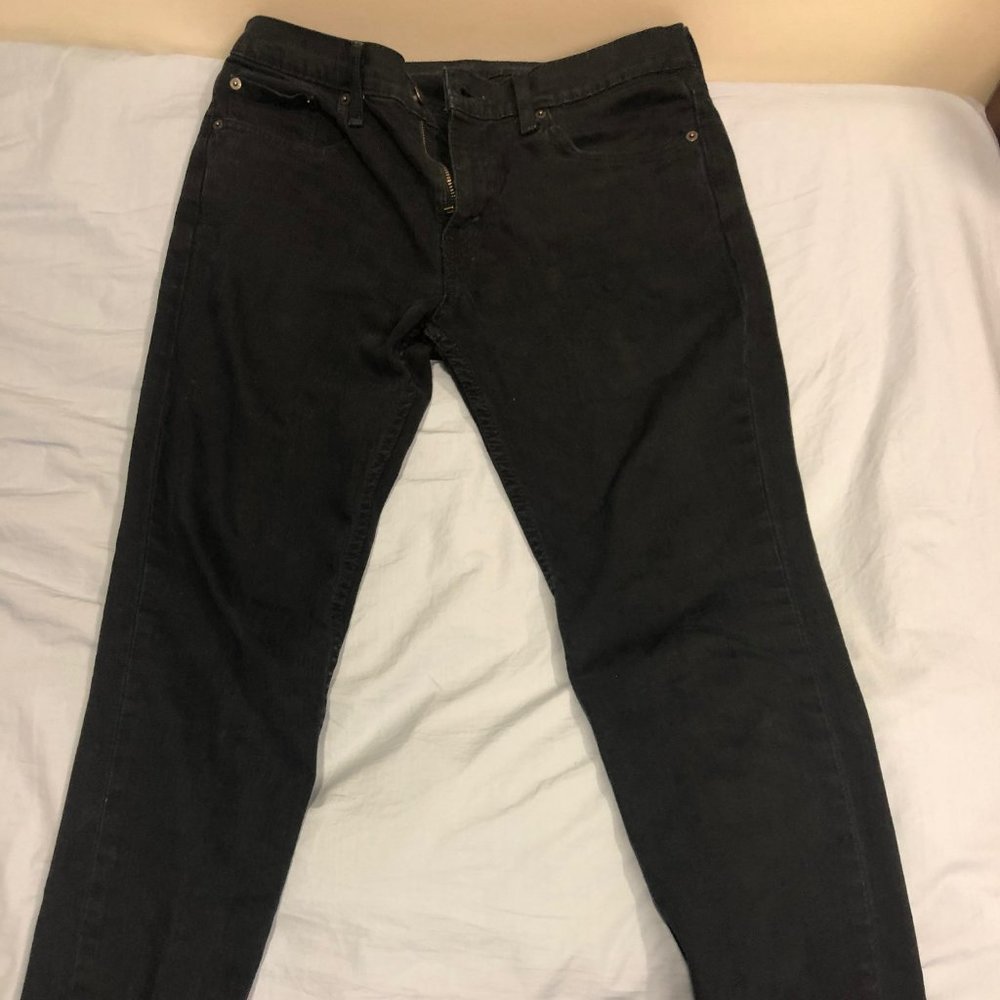 LEVI MENS JEANS 32X32 SLIM